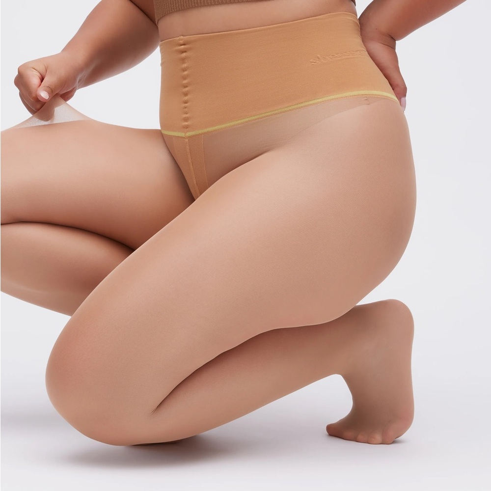 Never worn! Sheertex Rip-Resist Tights